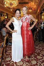 Joana Danciu (Modedesignerin) und Dr. Christine Theiss (Kickbox Weltmeisterin) (Kleid von Joana Danciu) Sheba Medical Center Charity Gala im Hotel Hermitage in Monte Carlo / Monaco am 30.07.2015  Foto: BrauerPhotos © G.Nitschke